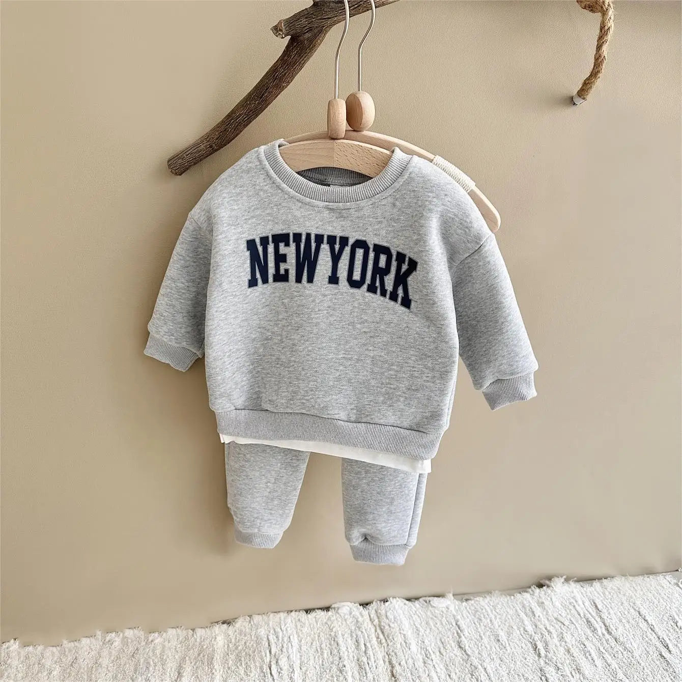 Trendy Toddler New York Tracksuit – Cozy Fall 2-Piece Set