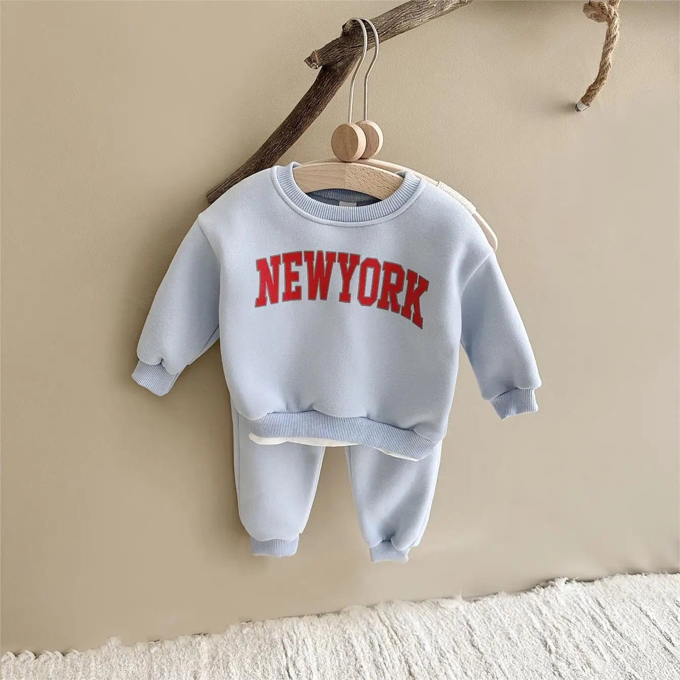 Trendy Toddler New York Tracksuit – Cozy Fall 2-Piece Set