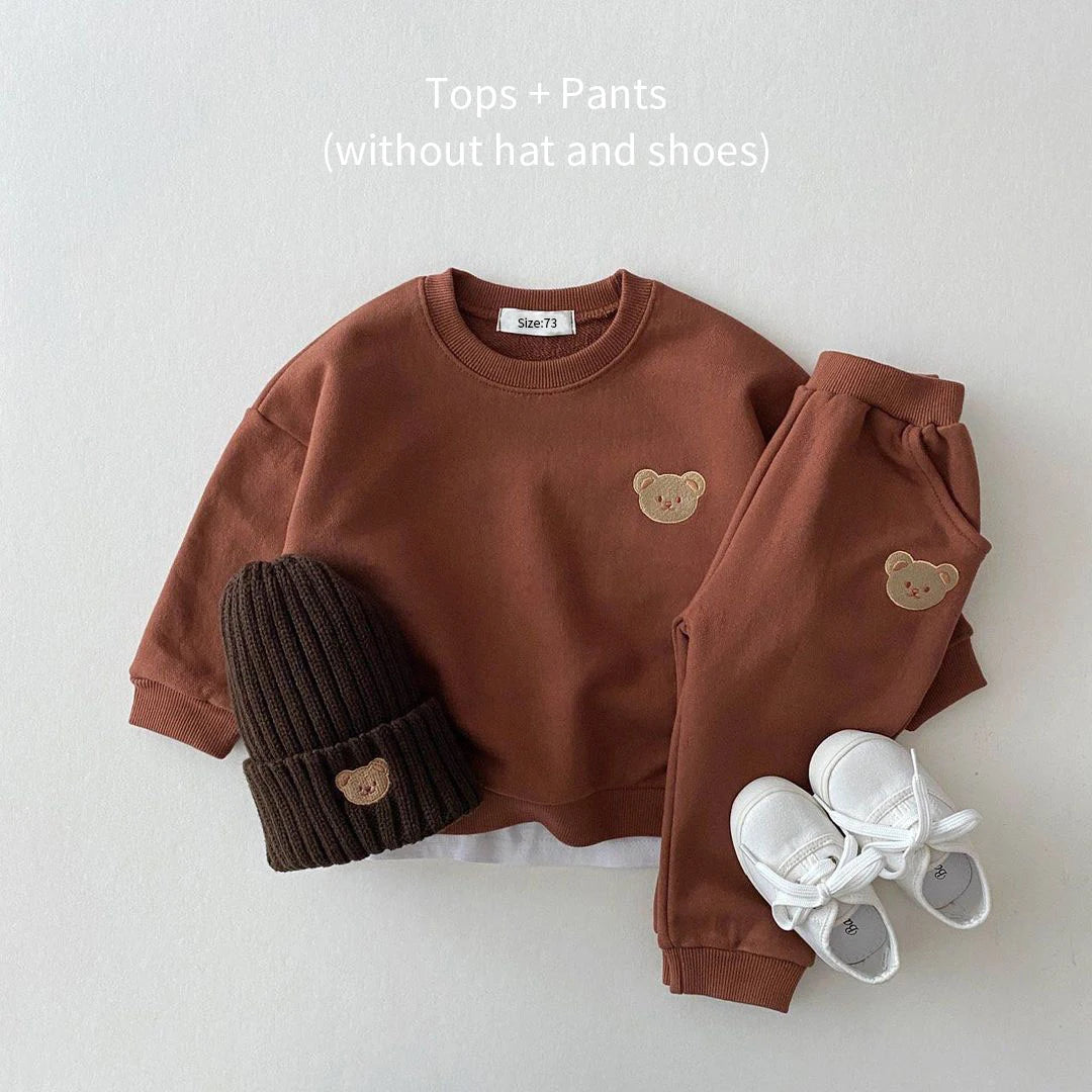 Chic Baby Bear Tracksuit – Soft 2-Piece Fall Outfit Set