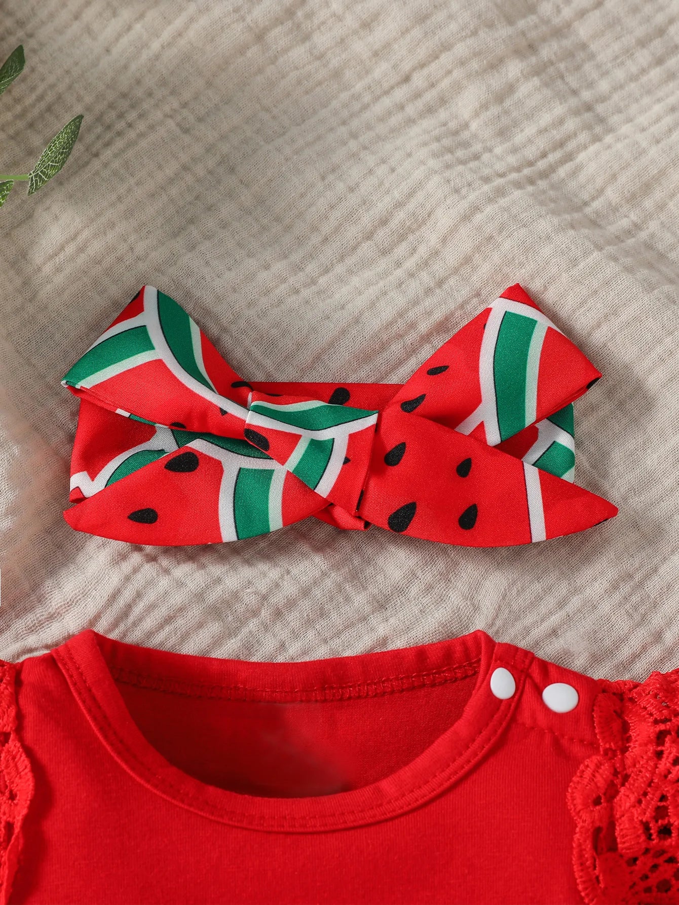 Vibrant Girls Red Summer Sleeveless Set with Skirt & Bow