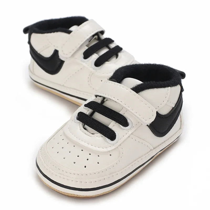 Stylish Nike Sport Shoes for Kids – Comfy & Durable Fit