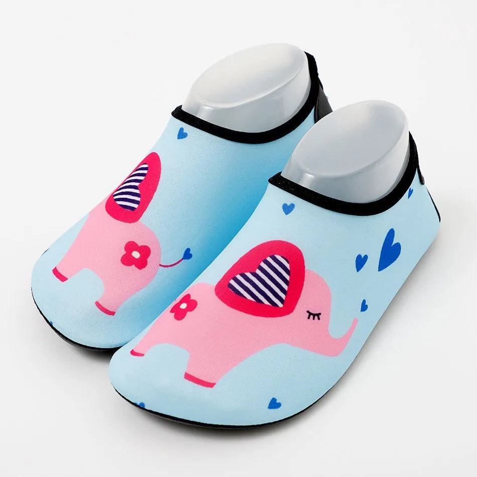 Vibrant Kids Beach Shoes – Lightweight Fun for Water Adventures