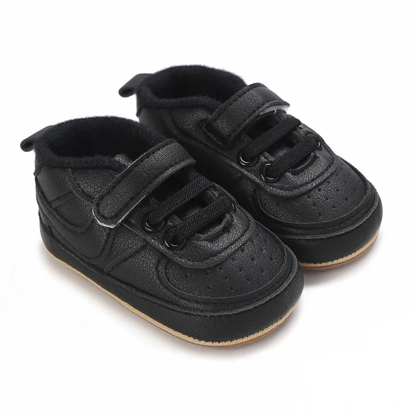 Stylish Nike Sport Shoes for Kids – Comfy & Durable Fit
