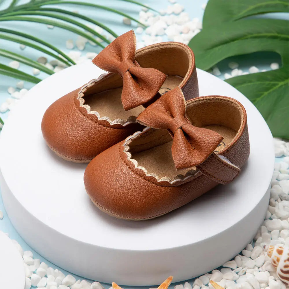Elegant Baby Girl Walking Shoes – Stylish First Steps
