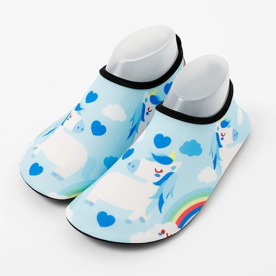 Vibrant Kids Beach Shoes – Lightweight Fun for Water Adventures