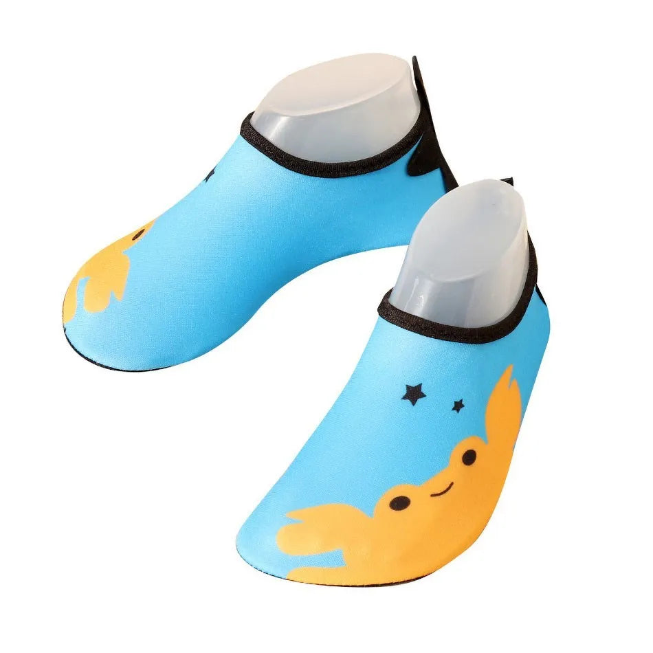 Vibrant Kids Beach Shoes – Lightweight Fun for Water Adventures