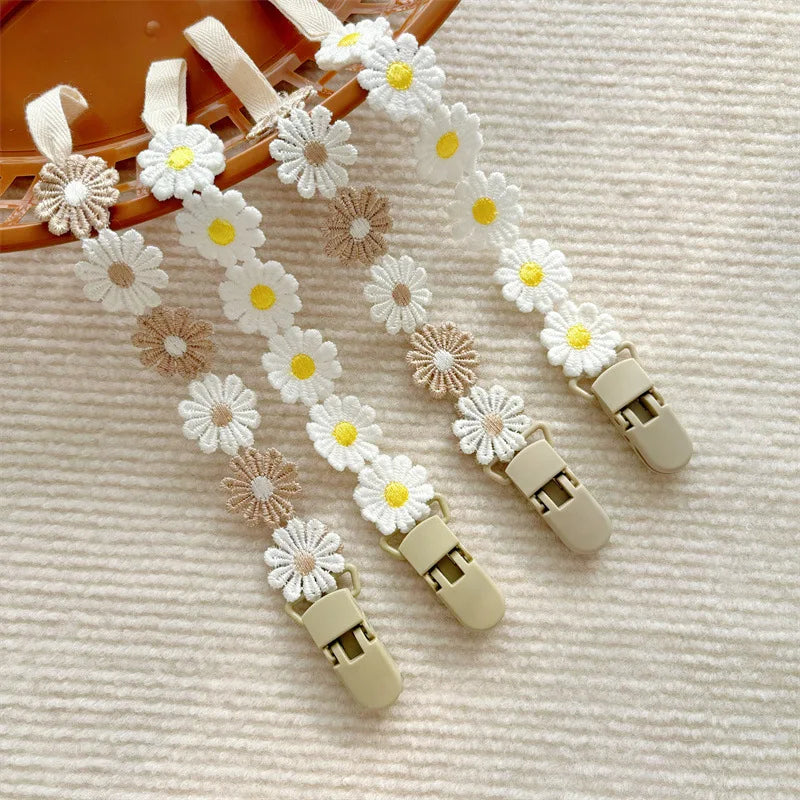 Little Daisy Baby Pacifier Clips Pacifier Chain Nipple Bracket Holder for Nipples Toddler Girl Baby Shower Gift Baby Accessories