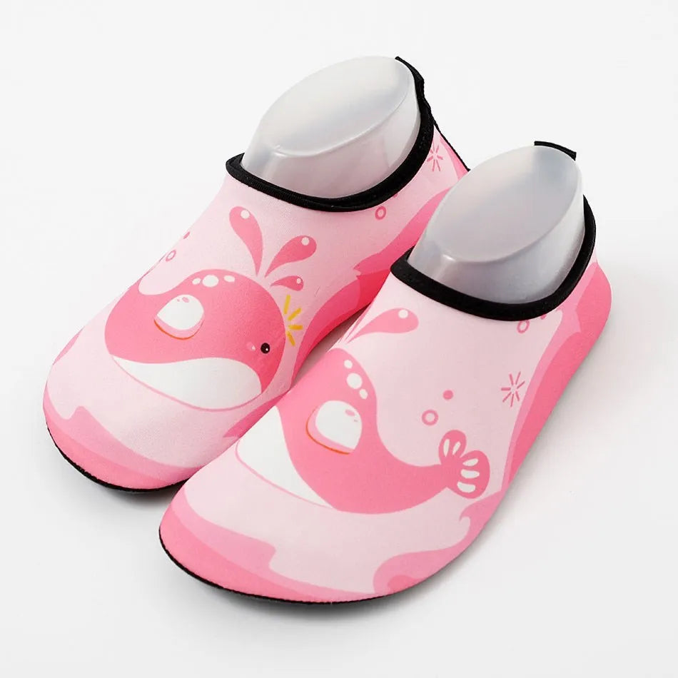 Vibrant Kids Beach Shoes – Lightweight Fun for Water Adventures